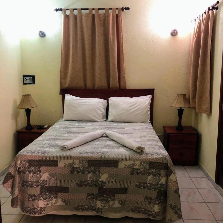 Hotel Aluge سانتو دومينجو المظهر الخارجي الصورة