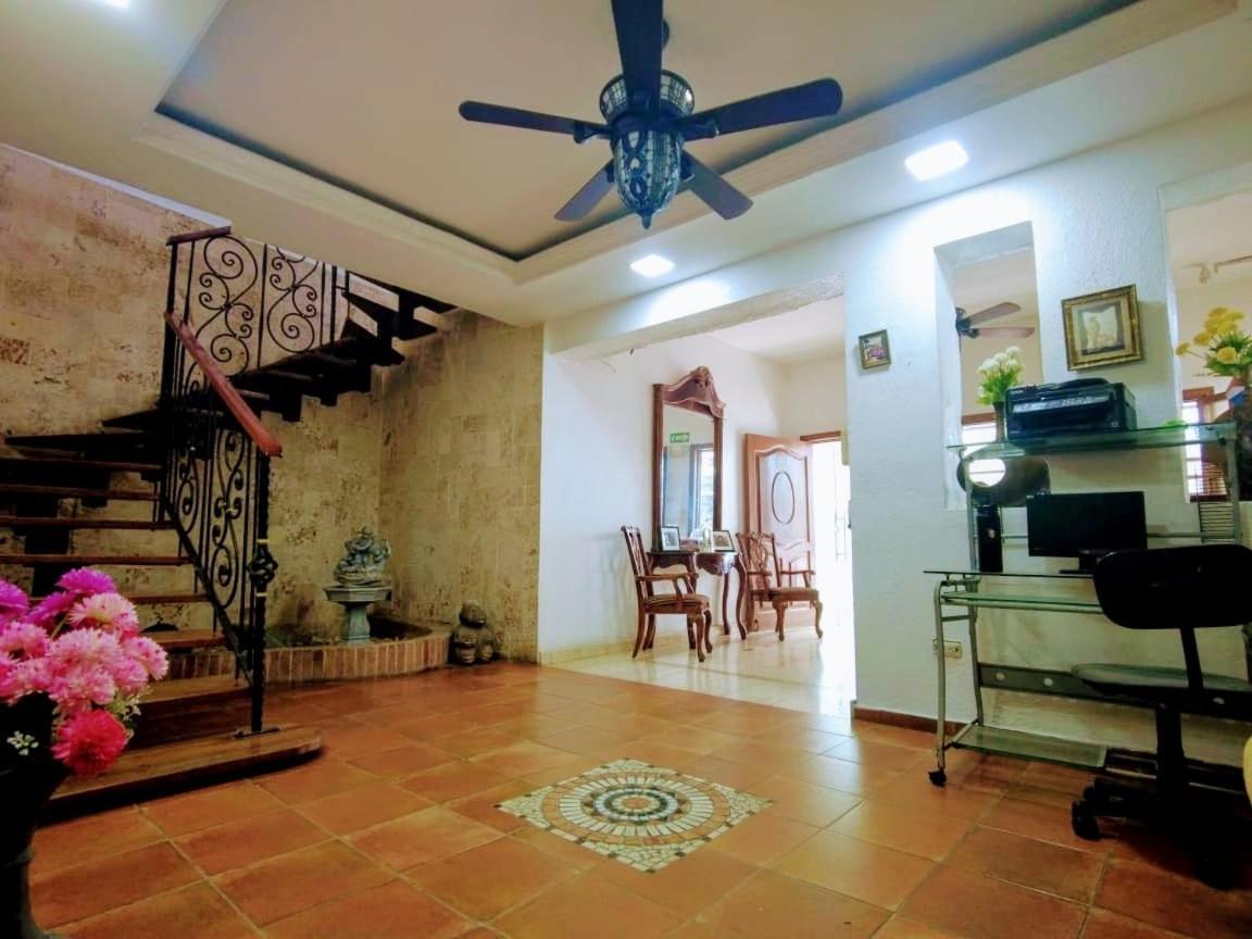 Hotel Aluge سانتو دومينجو المظهر الخارجي الصورة
