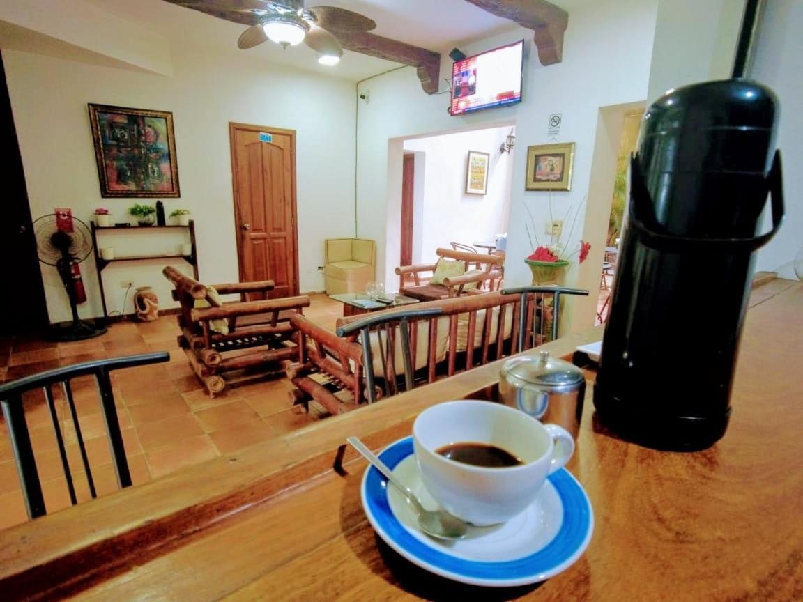 Hotel Aluge سانتو دومينجو المظهر الخارجي الصورة